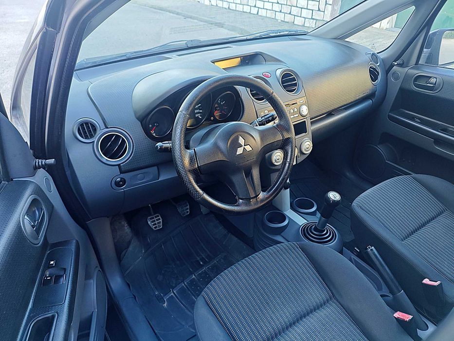 Mitsubishi colt 1.1 - 2008