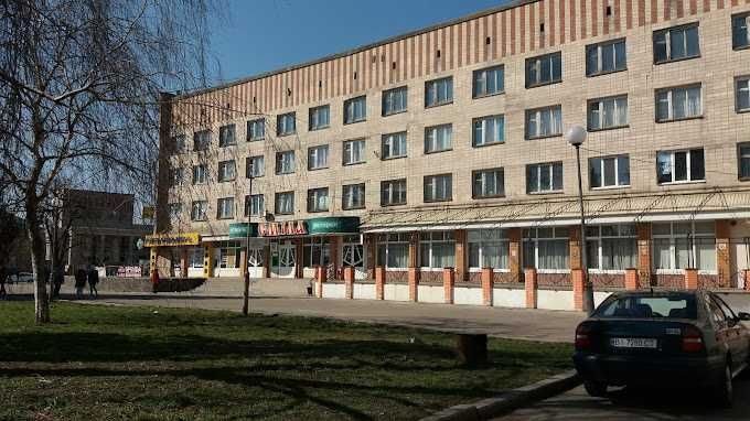 Кімната  Готель "Сміла"