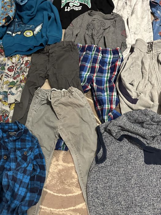Великий пакет одягу на хлопчика від 3до 5 років