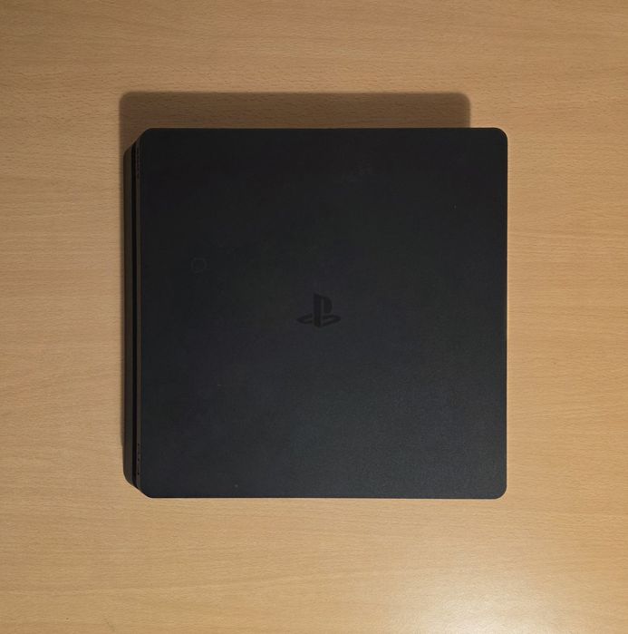 Playstation 4 Slim  500gb + Comando Sony + Jogo