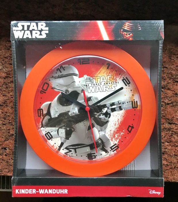 Zegar z motywem Star Wars nowy