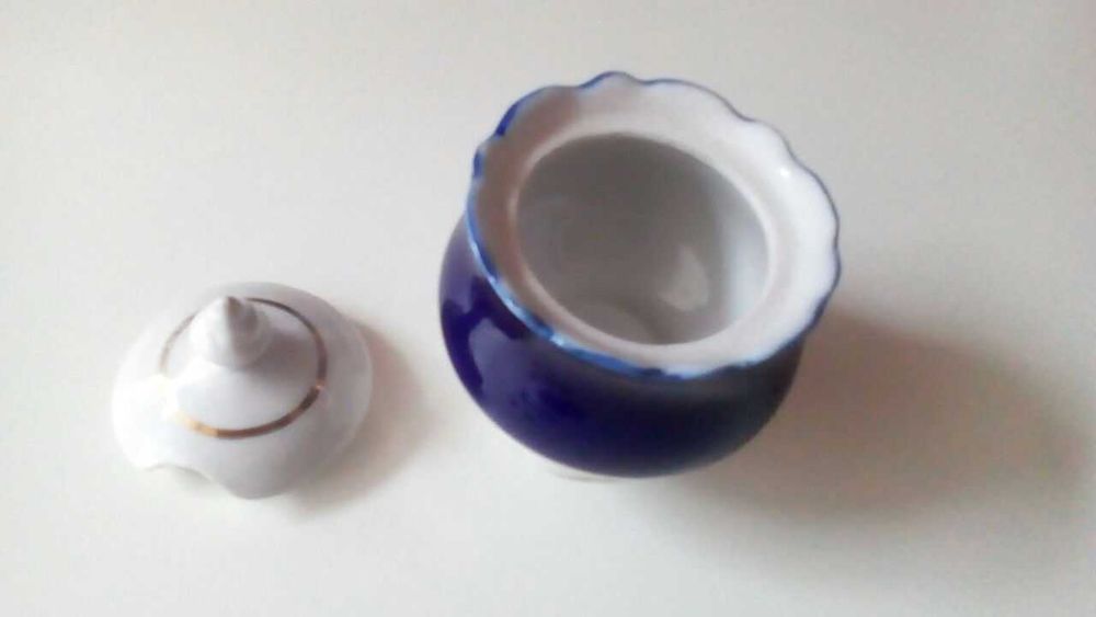 Солонка /горчичница фарфор СССР Коростень