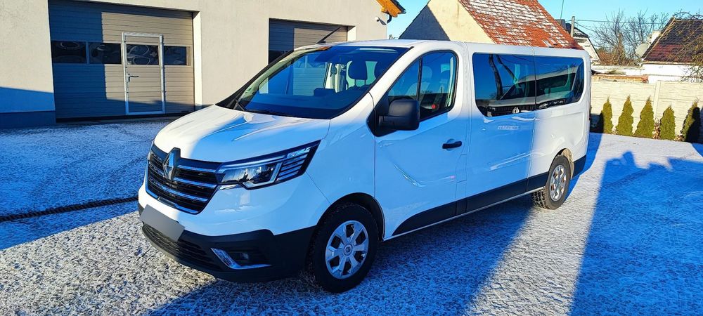 Renault Trafic Salon polska pierwszy właściciel bezwypadkowy serwis ASO