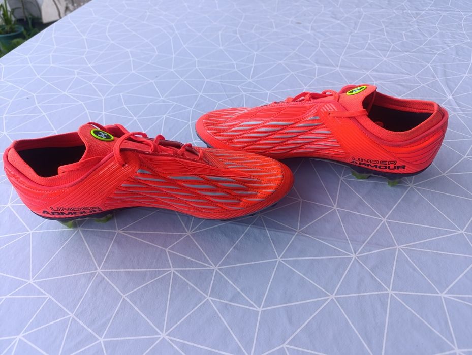 Chuteiras Under Armour Magnetico Elite 4 FG