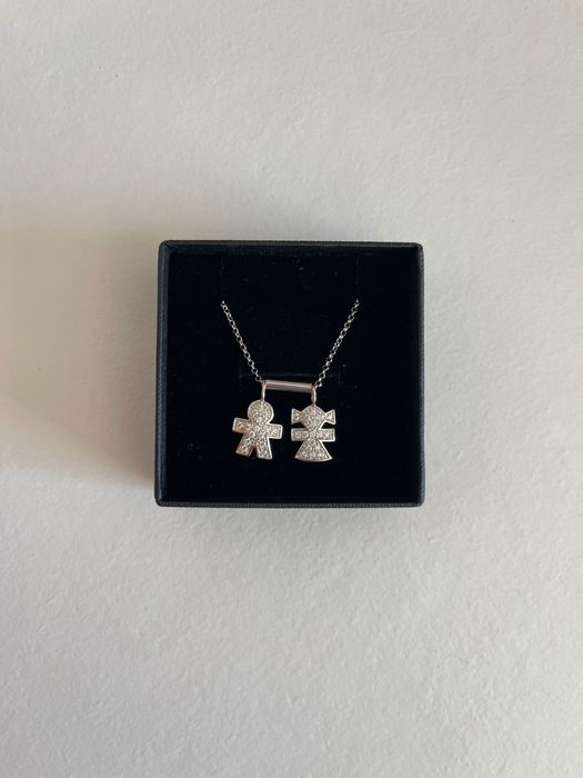 Vende-se Colar Carilor