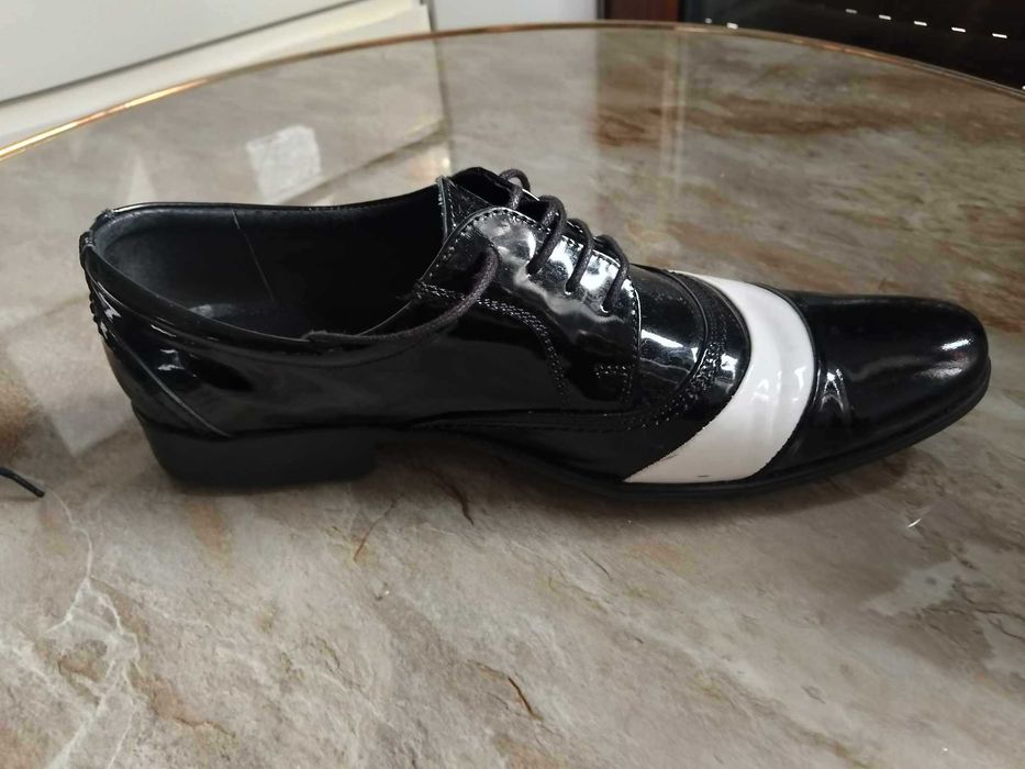 ### Buty Lakierki CALZADI Al Capone, r.44 Nowe ###