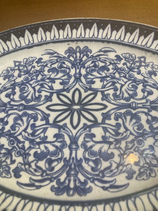 Travessa Inglesa Brown Westhead Moore motivo Teutonic de 1872