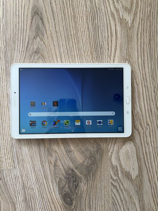 Samsung Galaxy Tab E stan idealny