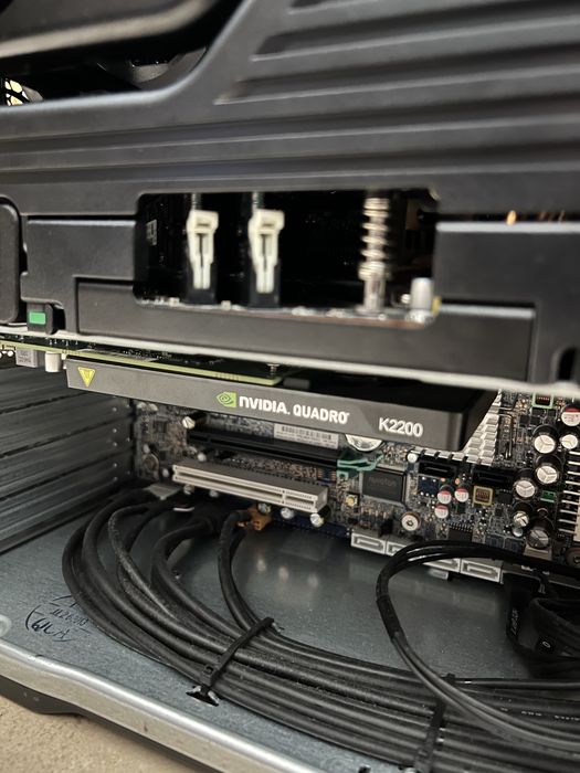 Workstation HP Z620 - para peças