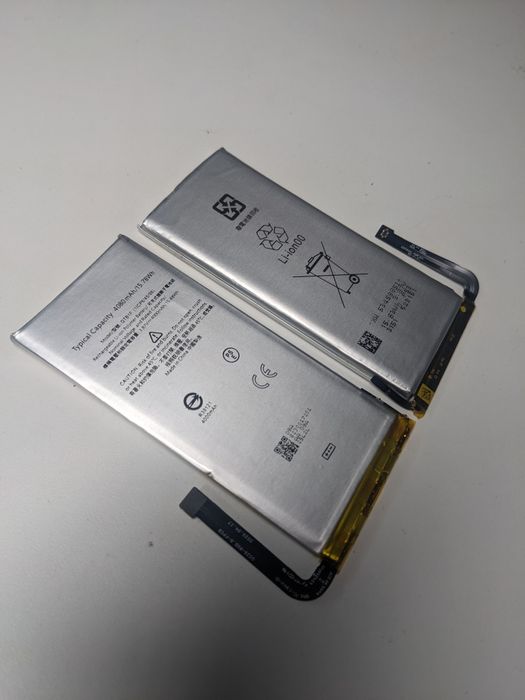 Продам аккумуляторы сервисные Google Pixel 5