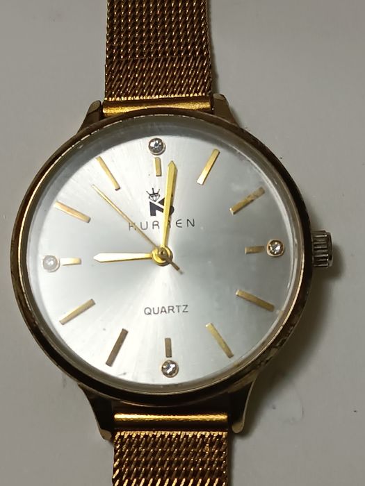 Часы женские кварцевые б/у