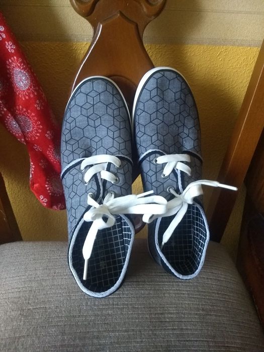 Продам мокасини кеди з Європи