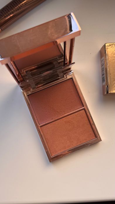 Палетка hourglass пудра румʼяна dior charlotte tilbury Patrick ta