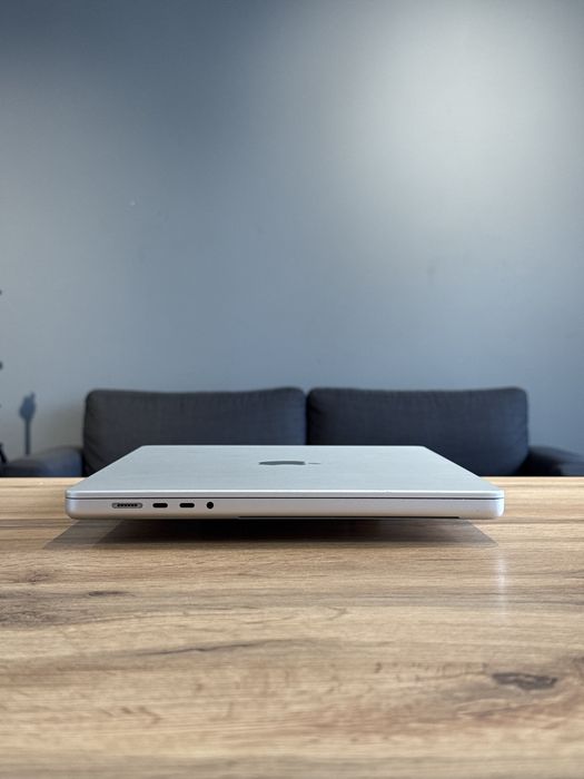 MacBook Pro 16 M2 Pro 12/19gpu 16/512gb !! Гарантія від магазину !!