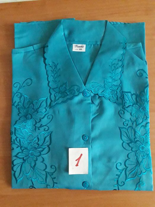 Блузы и футболки