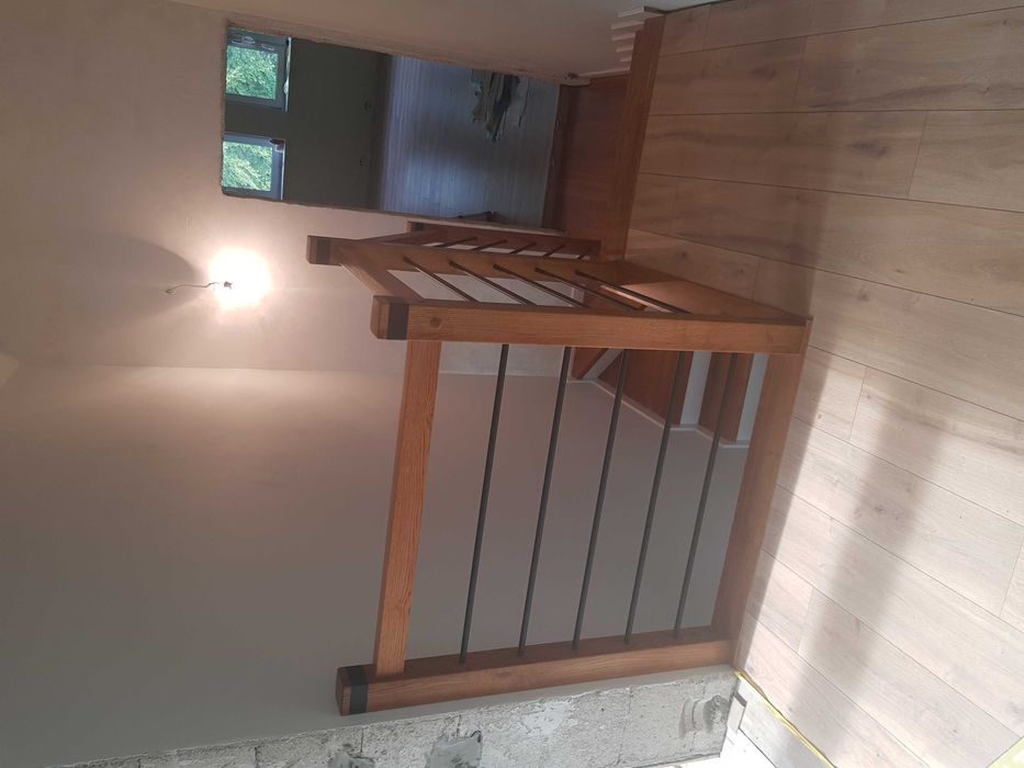 schody drewniane, trepy dębowe , balustrady , dąb