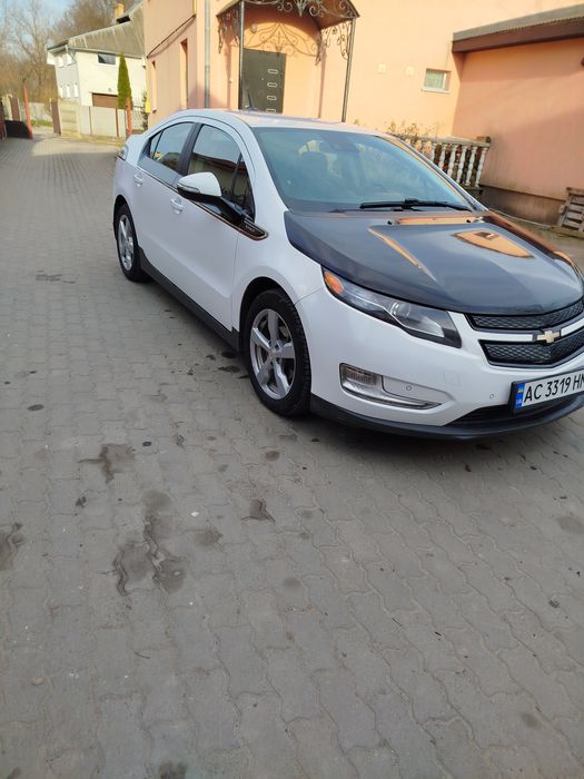 Chevrolet Volt гібрид 1.4