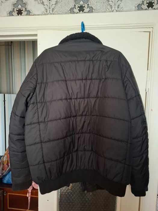 Продам курточку срочно