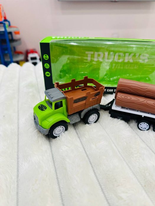 Трактор з причіпом