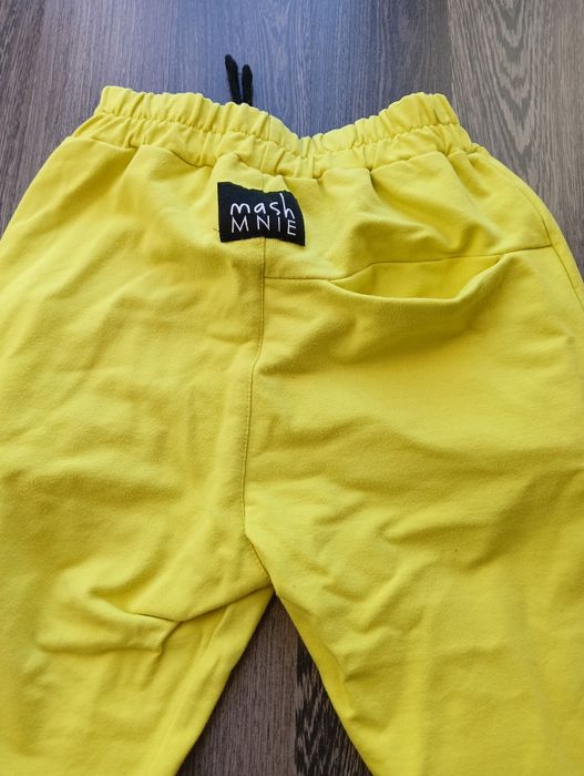 Spodnie i bluza MASHMNIE r.152/158