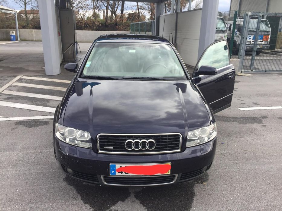 Automóvel  familiar