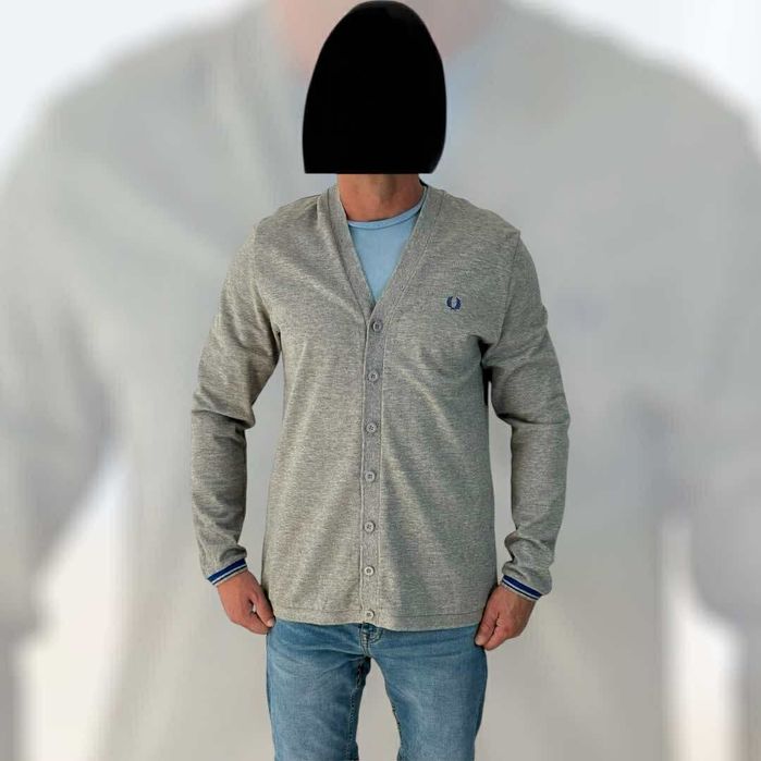 Fred Perry kardigan sweter męski L/XL 
Rozmiar L/XL 
Osoba na zdjęciu