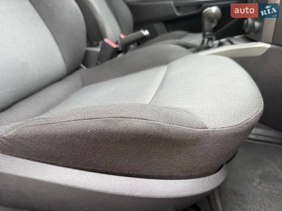 Opel Astra 2006рік 1.6 газ- бензин.