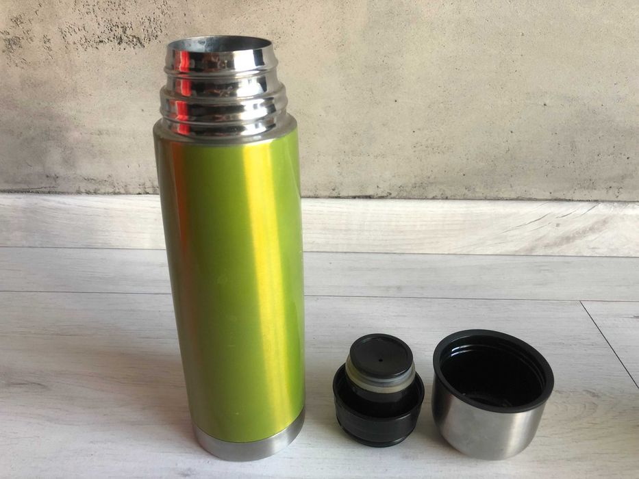 Zielony termos do kawy herbaty nierdzewny 0,5 litra