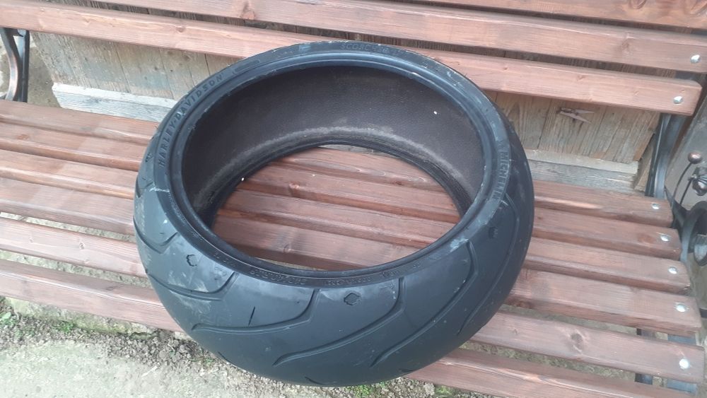 Шина до мотоцикла