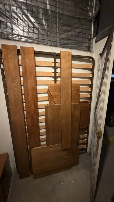 Duas mobilias de quarto