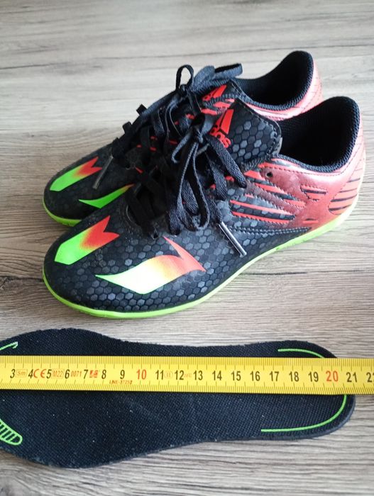 Halówki Adidas roz 33 /stan Bardzo Dobry