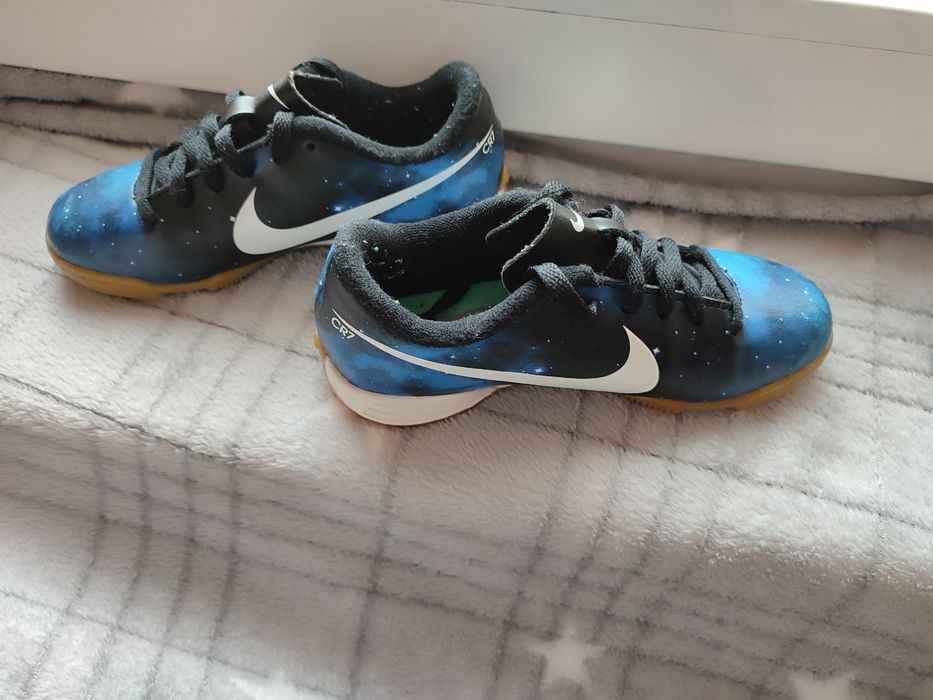 Футзалки підліткові Nike Mercurial Victory Iv Cr Ic