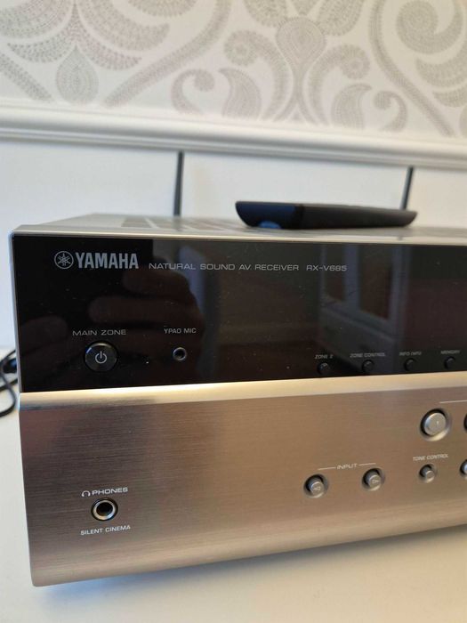 Amplituner Yamaha RX-V685