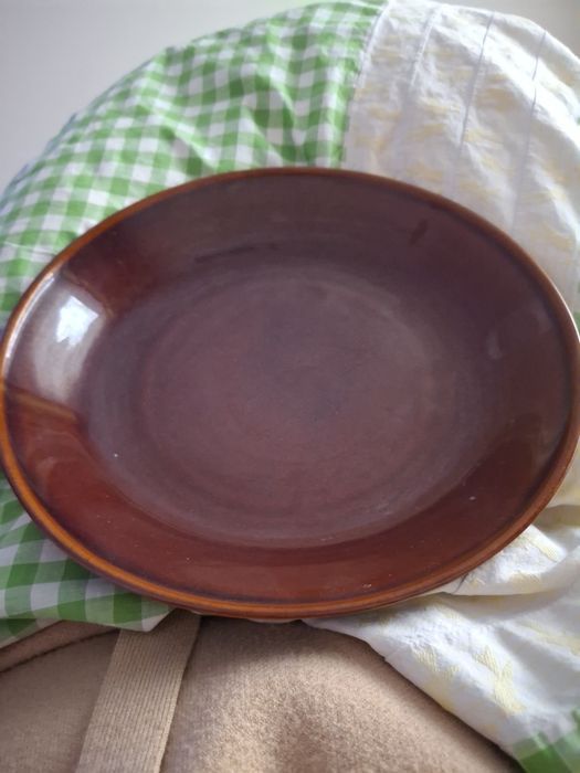 Ceramiczny talerz głęboki z okresu PRL