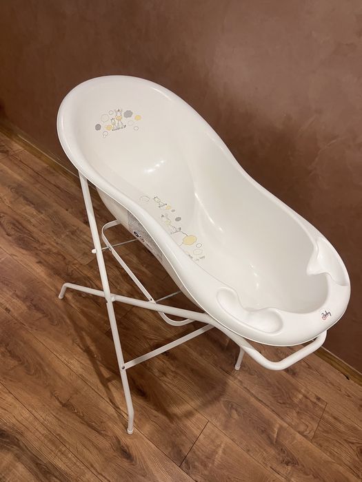 Продам підставку під ванночку