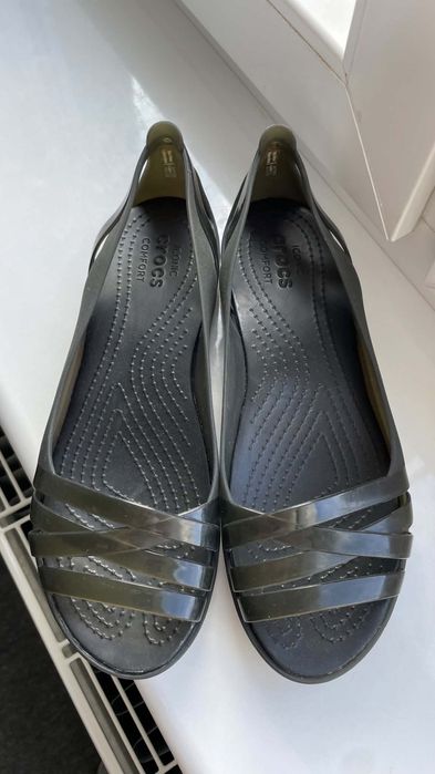 Crocs czarne baleriny isabella huarache W8 38/39