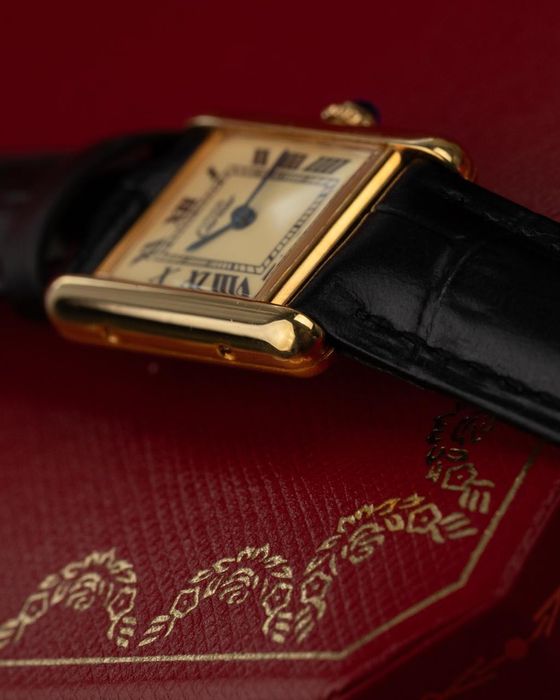 Zegarek damski Cartier Must Tank W1003153