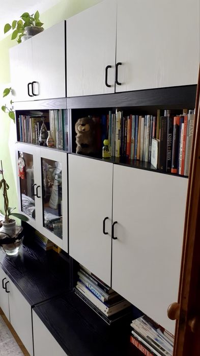 Meble zestaw 4 moduły czarno-biale