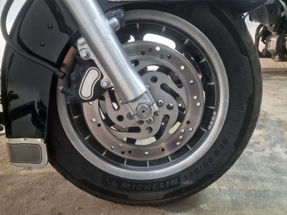 Harley-Davidson Electra Glide FLHTI