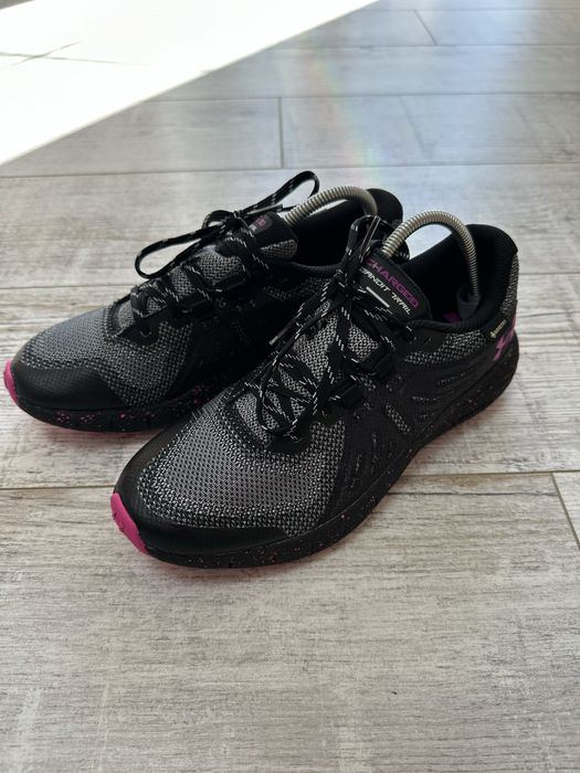 Жіночі кросівки Under Armour UA Charged Bandit Trail GTX (EUR 40)