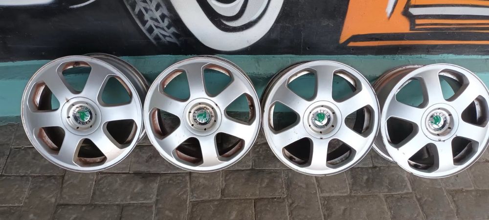 Диски титанові оригінал Skoda Octavia R-15 5:100