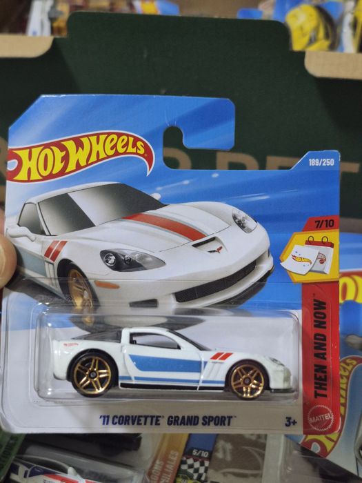 Машинки Hot Wheels