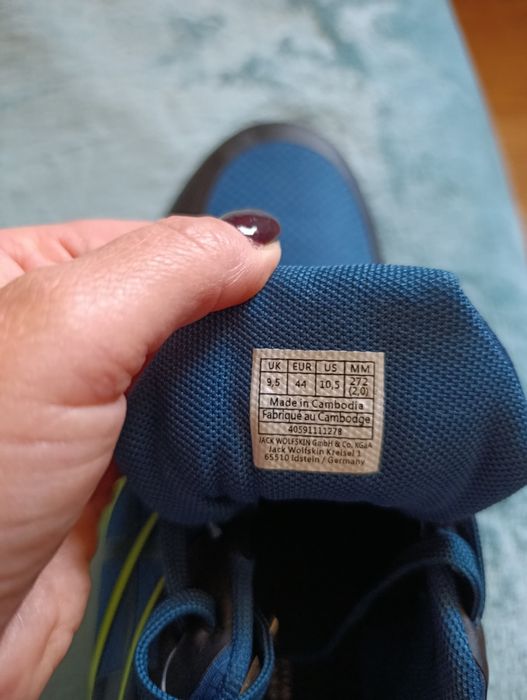 Продам Кроссовки Jack Wolfskin, 44 размер, новые.