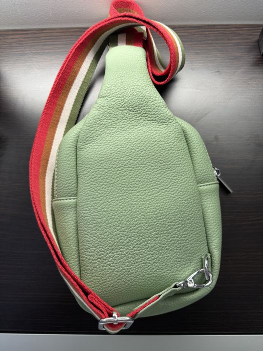 Сумка-слінг (Sling Bag)
