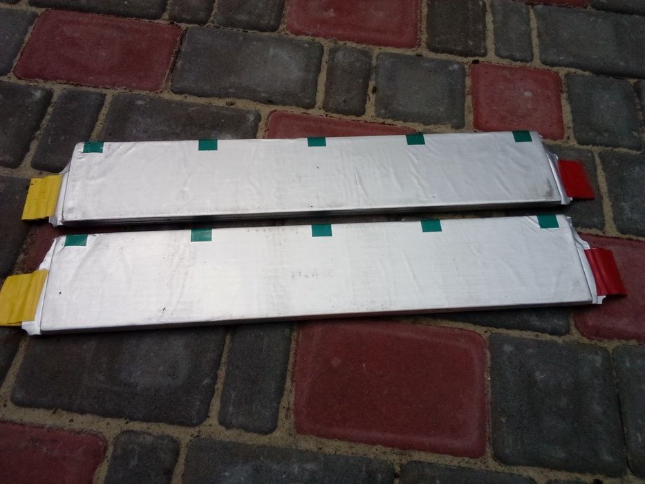 Ударені Li-ion аккумулятори LGX e129a 129ah, ціна за два