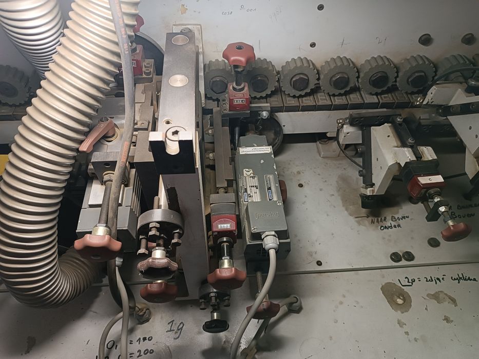 Okleiniarka Brandt KD68