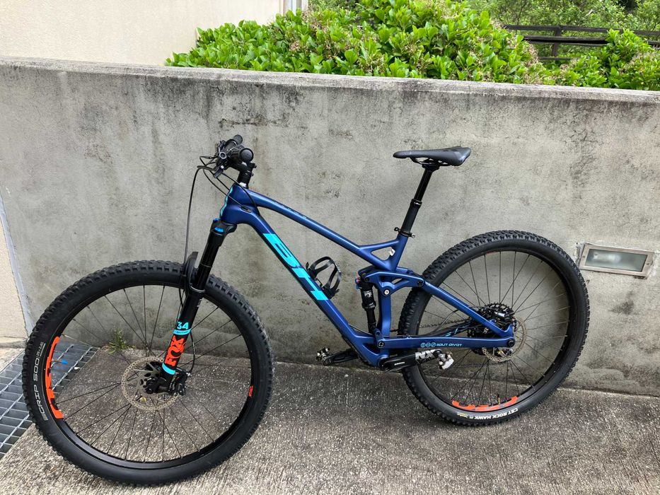 Bicicleta BTT Carbono Trail