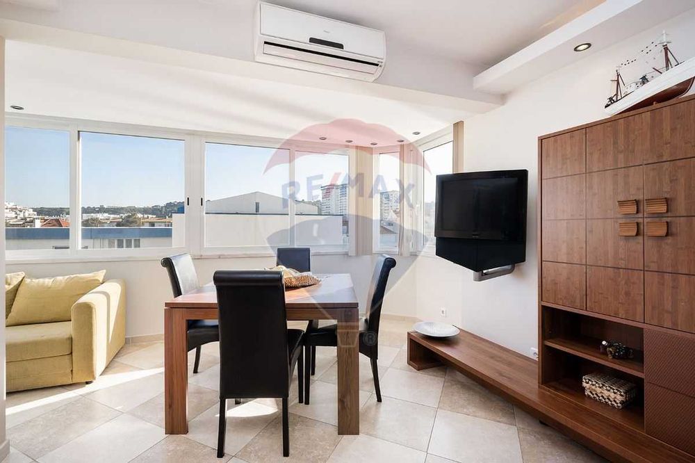 T1 na Primeira linha de praia no Sol da Caparica