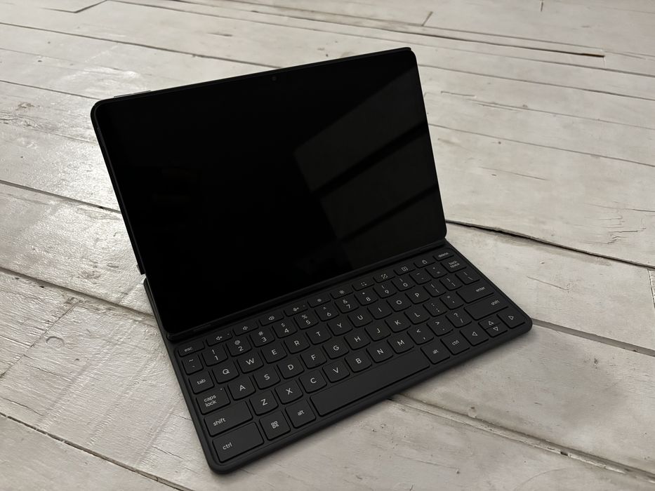 Tablet lenovo idea tab 11 z klawiatura(etui) i rysikiem