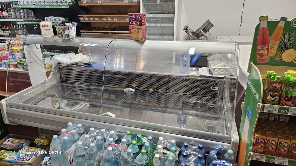 Tanio sprzedam wyposażenie sklepu